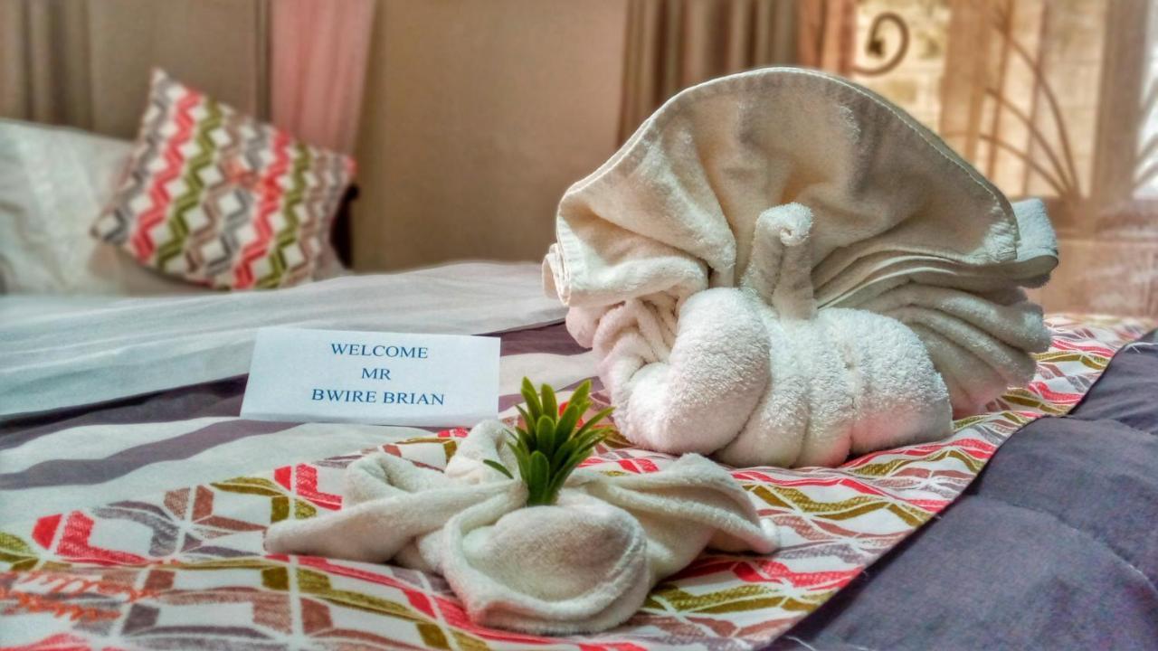 Precious Villas Lubowa Kültér fotó