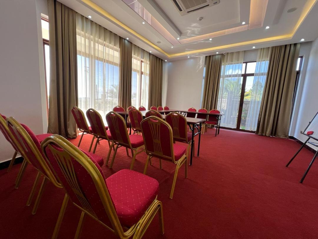 Precious Villas Lubowa Kültér fotó