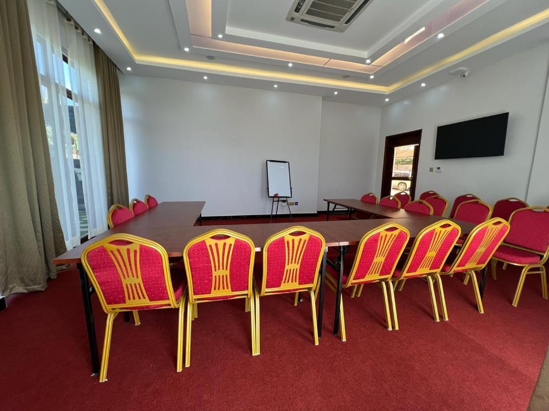 Precious Villas Lubowa Kültér fotó