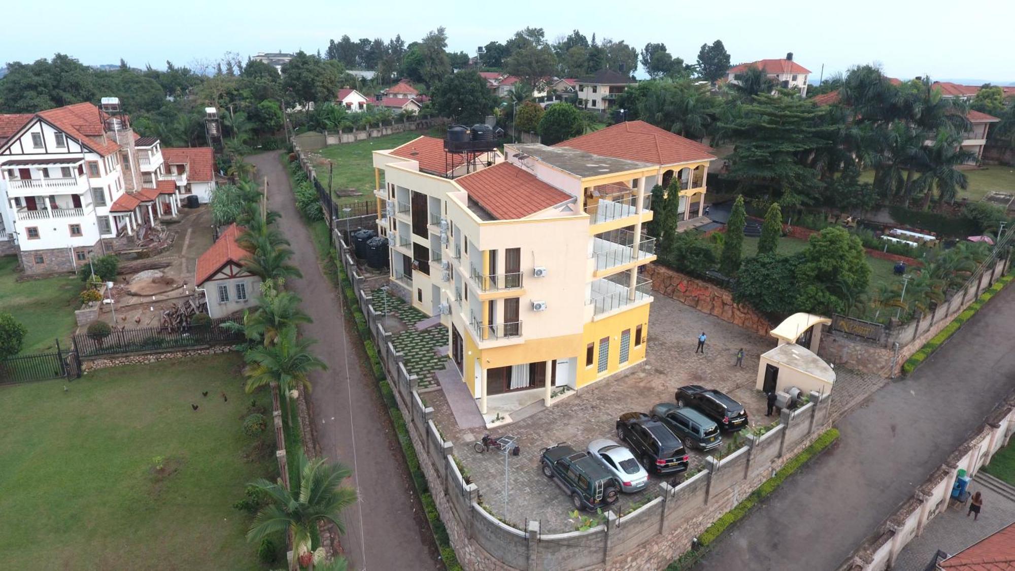 Precious Villas Lubowa Kültér fotó