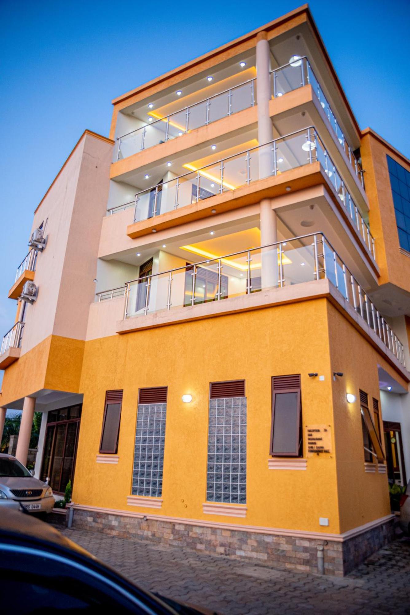Precious Villas Lubowa Kültér fotó