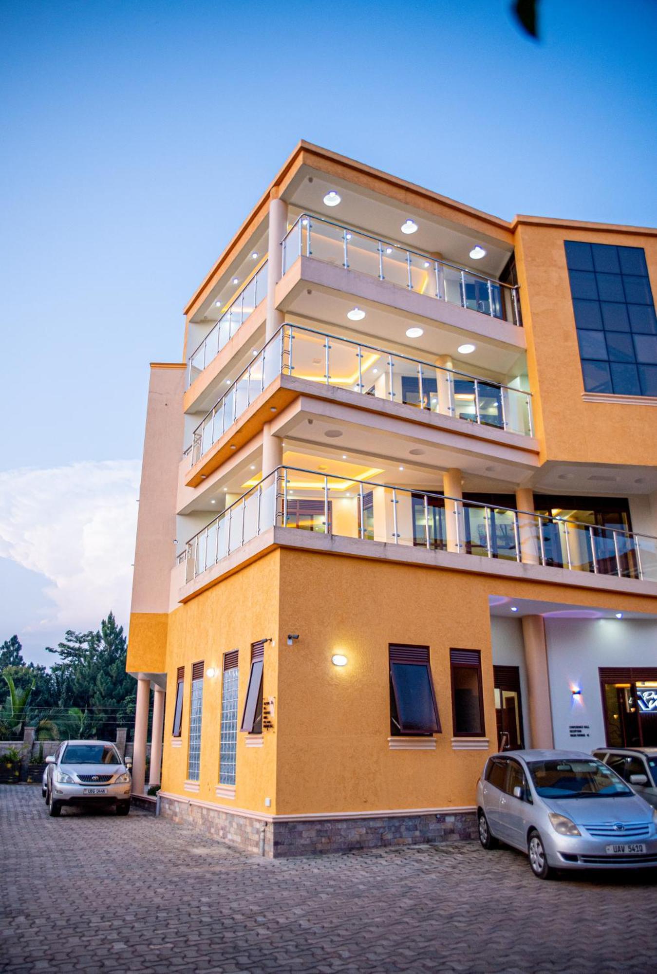 Precious Villas Lubowa Kültér fotó